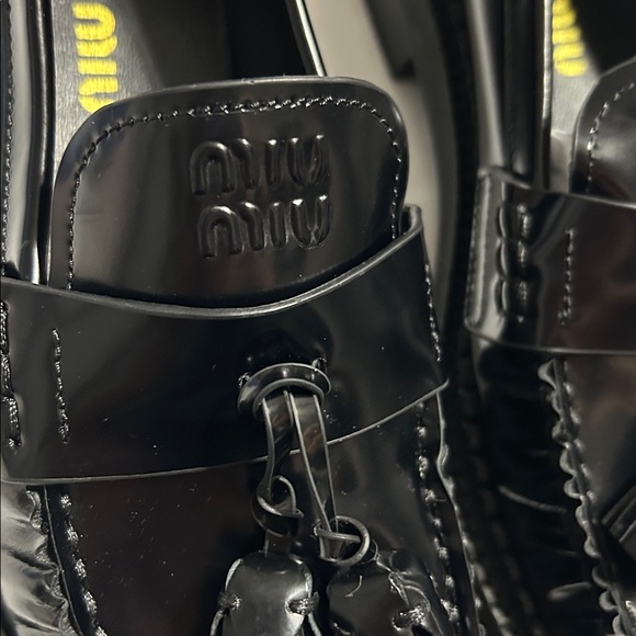 Miu Miu Polished Leather Tassel Loafers - Picture 3 of 10